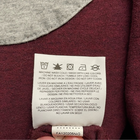 Nike zip up hooded jacket - Picture 6 of 6